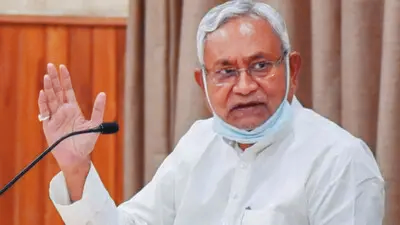 Political unrest in Bihar Mahagathbandhan is alarmed as Nitish Kumar leans closer to the NDA 10 points